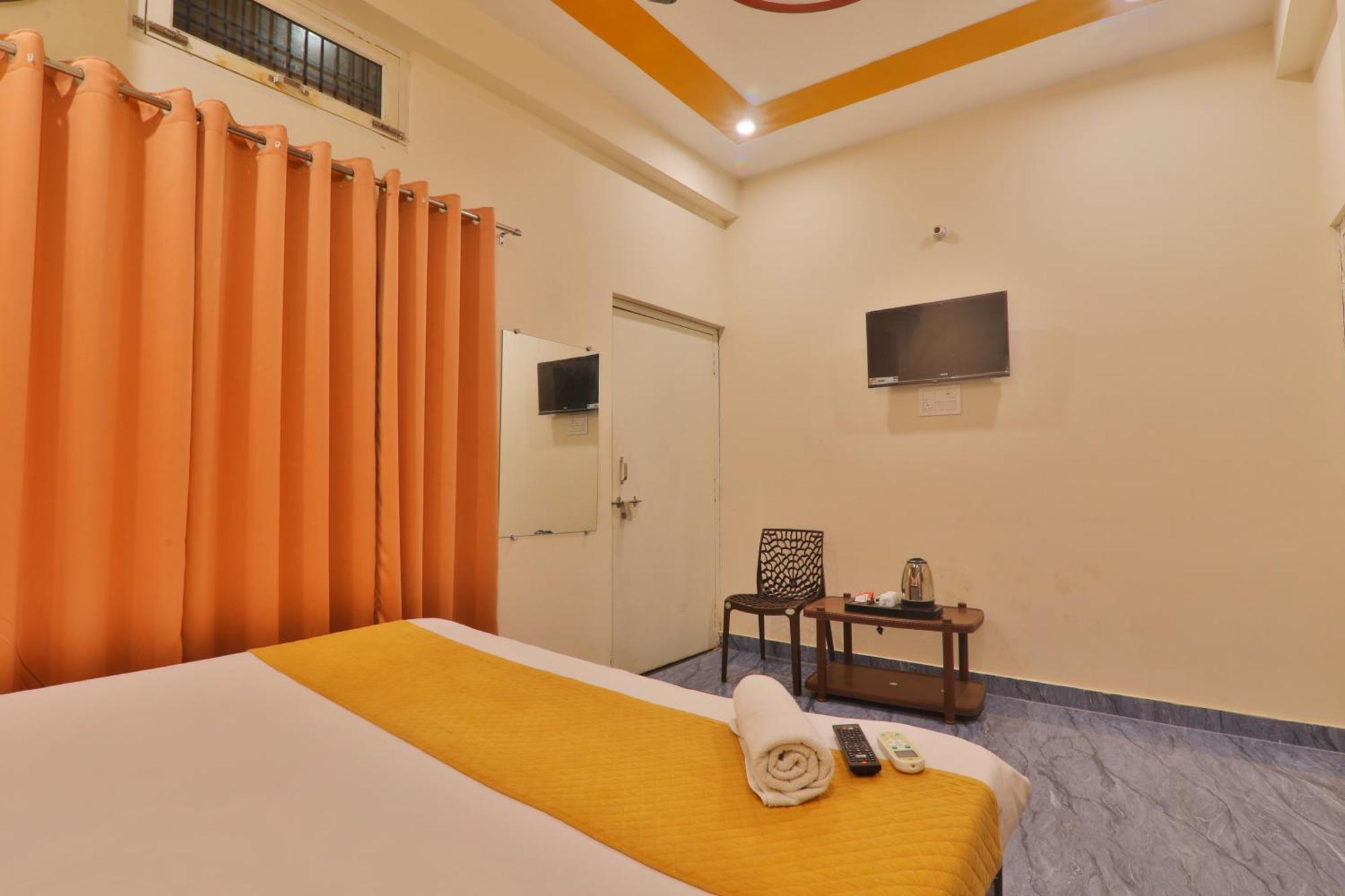 Hotel Ramayan Inn Free Pickup From Ayodhya Dham Junction 外观 照片